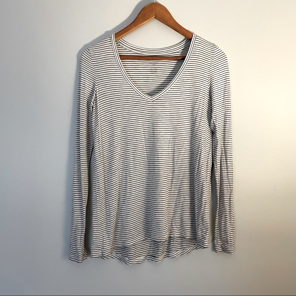 3/$20 AE striped long sleeve